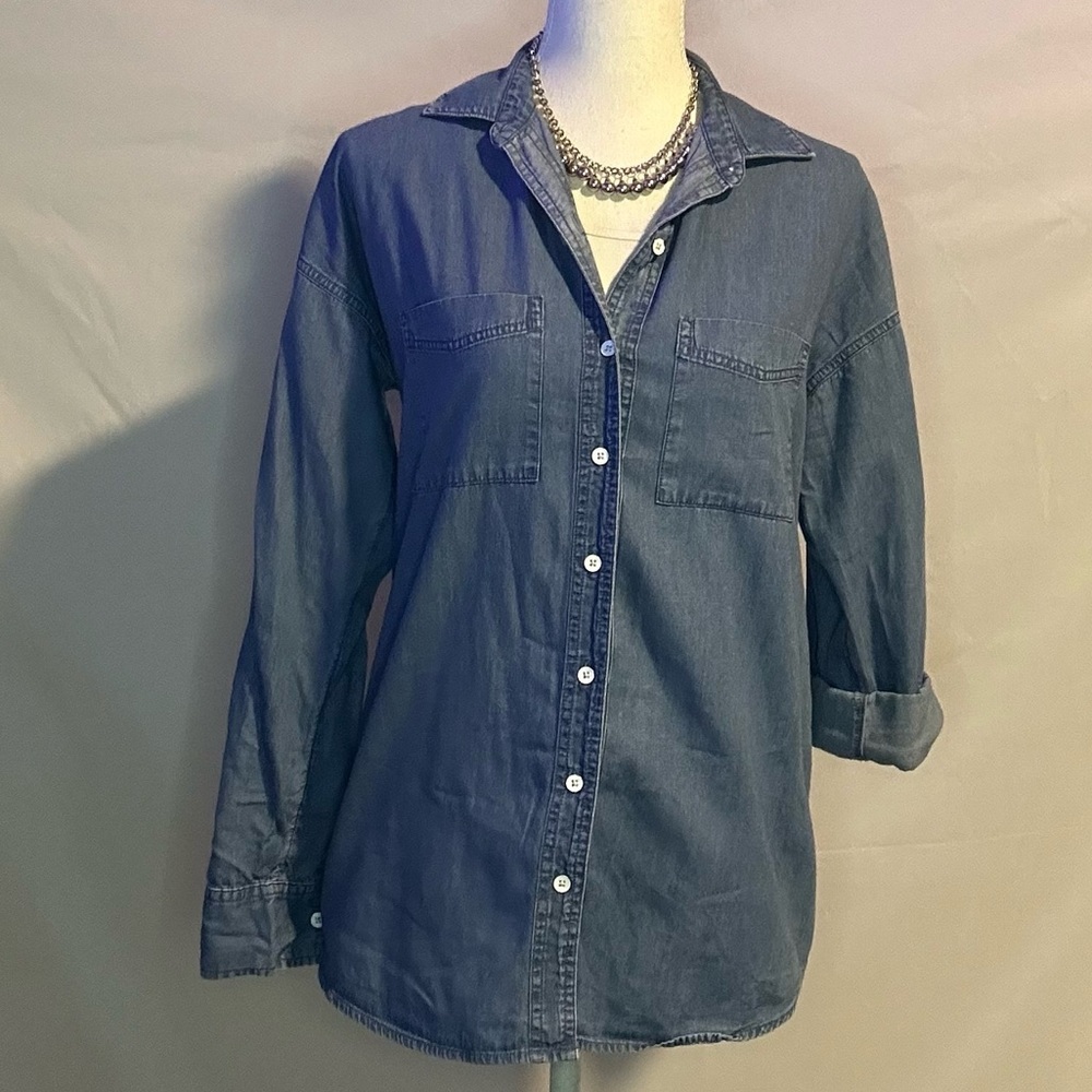Blouses/flannels/button downs-2 for $20 or 3 for $30 (Mix & Match)